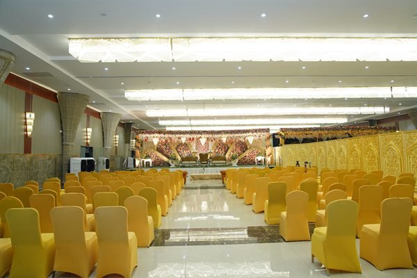 Central procession aisle view towards stage