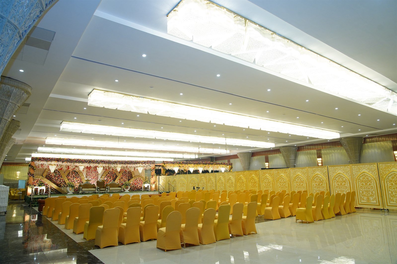 Vast Main Convention Hall at R9 Convention